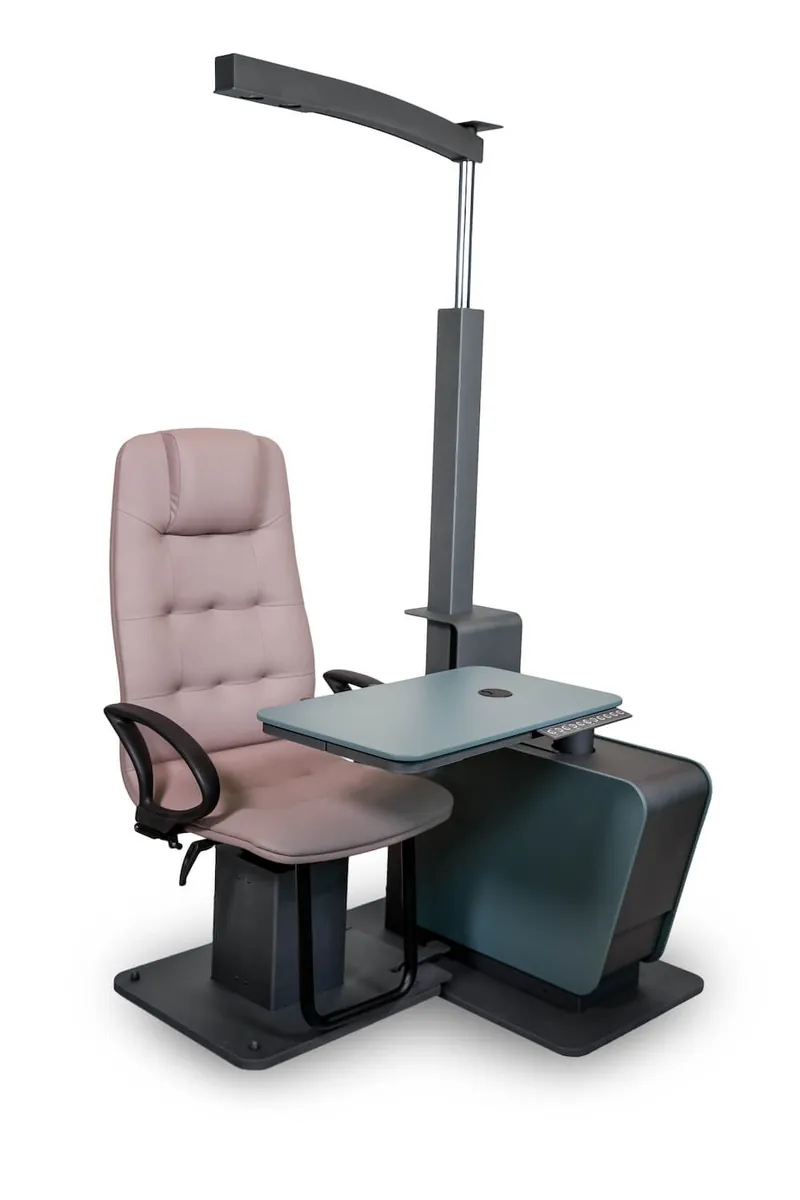 Medinstrus Zulu-1, plateau pivoté devant le fauteuil